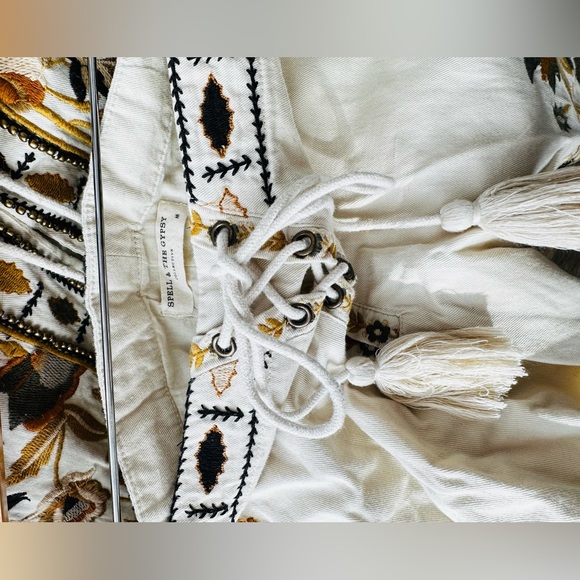 Spell and the Gypsy Collective Hacienda Shorts Medium BNWOT - Picture 7 of 10